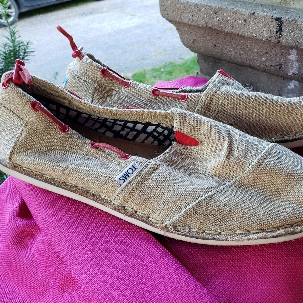 Tom's size 11 womans